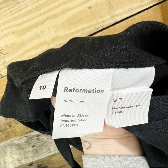 Reformation The Captain Linen Black Shorts Tie Waist Size 10 High Waist - Picture 6 of 6